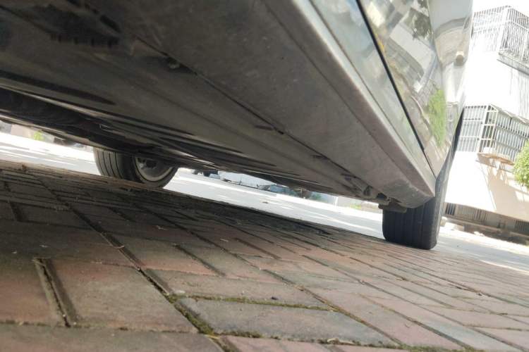 Used Mercedes-Benz E-Class 2020 Restyled E 300 L Sporty and Stylish Edition Chassis Front Left