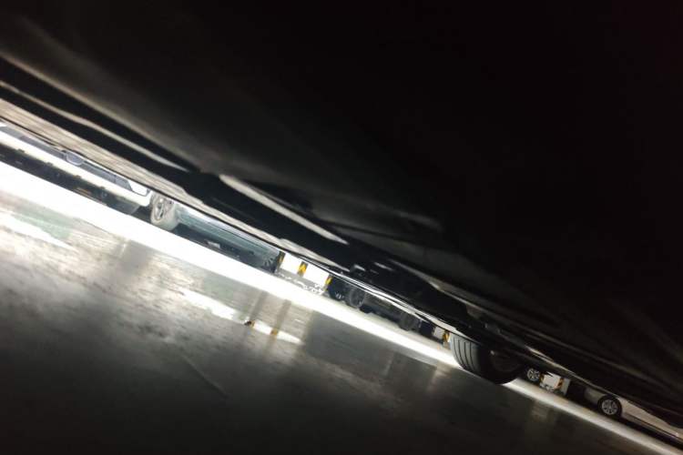 Used Mercedes-Benz E-Class 2020 Restyled E 300 L Exclusive Edition Chassis Front Left