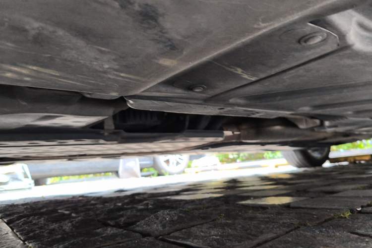 Used Mercedes-Benz E-Class 2020 E 300 L Luxury Model Chassis Front Left