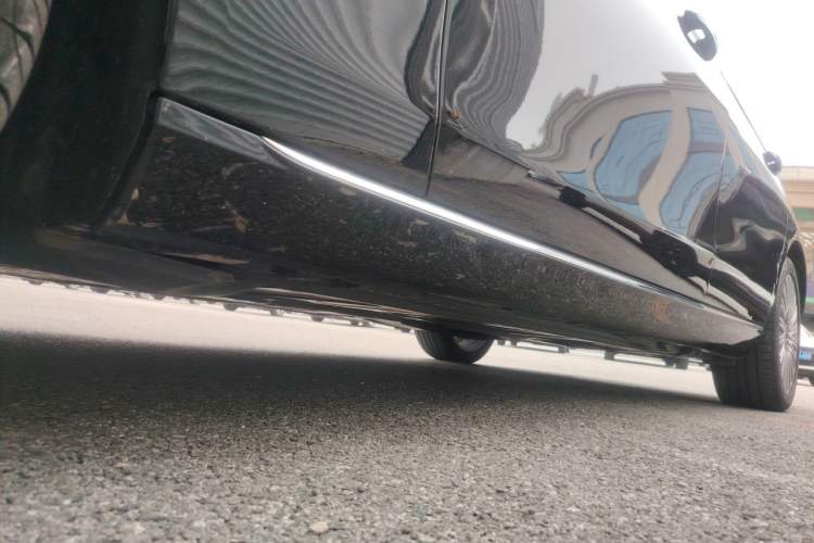 Used Mercedes-Benz E-Class 2020 Facelift E 300 L Stylish Edition Chassis Front Left
