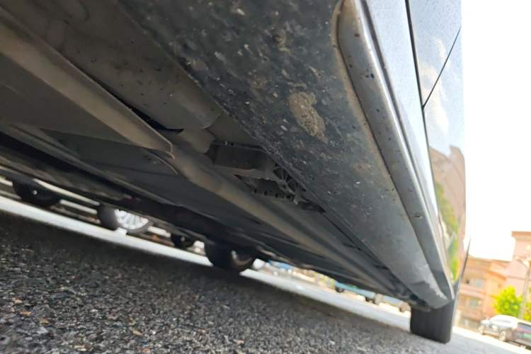 Used Mercedes-Benz E-Class 2020 Restyled E 300 L Sporty and Stylish Edition Chassis Front Left