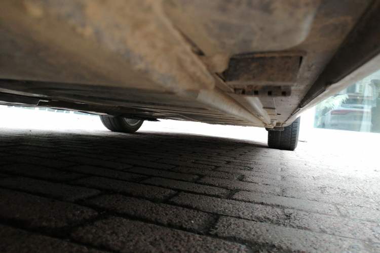 Used Mercedes-Benz E-Class 2020 E 300 L Luxury Model Chassis Front Left