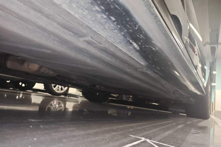 Used Mercedes-Benz E-Class 2020 Restyled E 300 L Sport Exclusive Edition Chassis Front Left