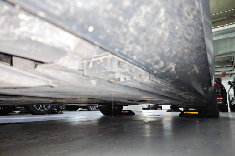 Used Mercedes-Benz E-Class 2020 Facelift E 260 L Chassis Front Left