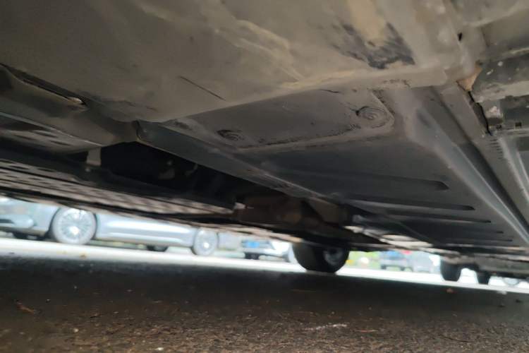 Used Mercedes-Benz E-Class 2020 Facelift E 260 L Sport Edition Chassis Front Left