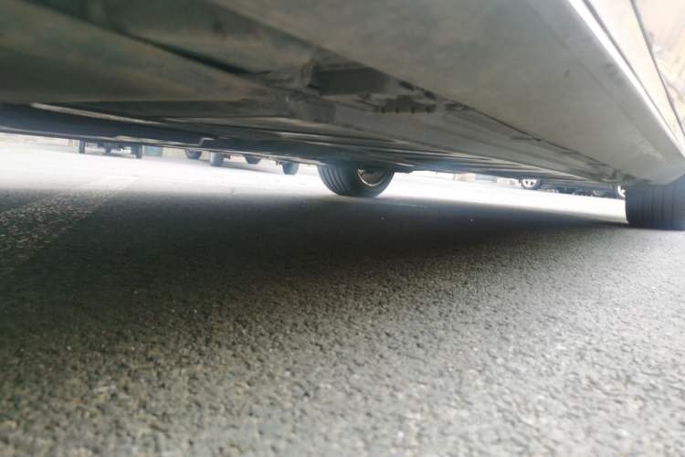 Used Mercedes-Benz E-Class 2020 Facelift E 260 L Sport Edition Chassis Front Left