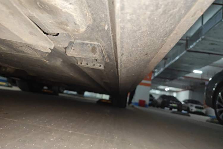 Used Mercedes-Benz E-Class 2020 Facelift E 260 L Sport Edition Chassis Front Left
