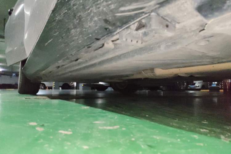 Used Mercedes-Benz E-Class 2020 E 300 L Luxury Model Chassis Front Right