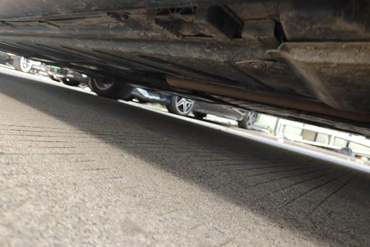 Used Mercedes-Benz E-Class 2020 Restyled E 300 L Sporty and Stylish Edition Chassis Front Right