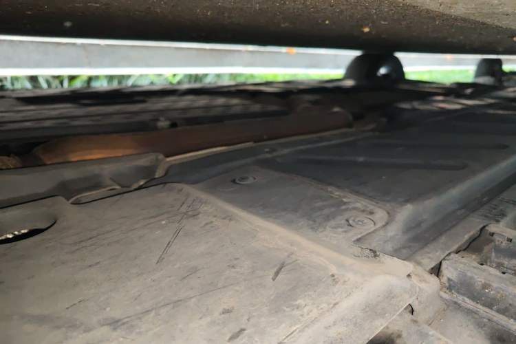 Used Mercedes-Benz E-Class 2020 Facelift E 260 L Sport Edition Chassis Front Right