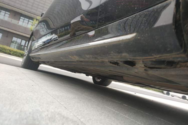 Used Mercedes-Benz E-Class 2020 Facelift E 260 L Sport Edition Chassis Front Right