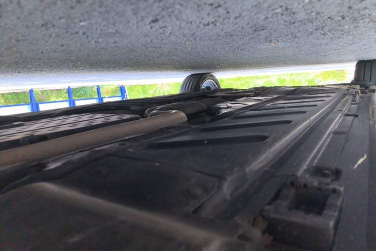 Used Mercedes-Benz E-Class 2020 E 300 L Stylish Model Chassis Front Right