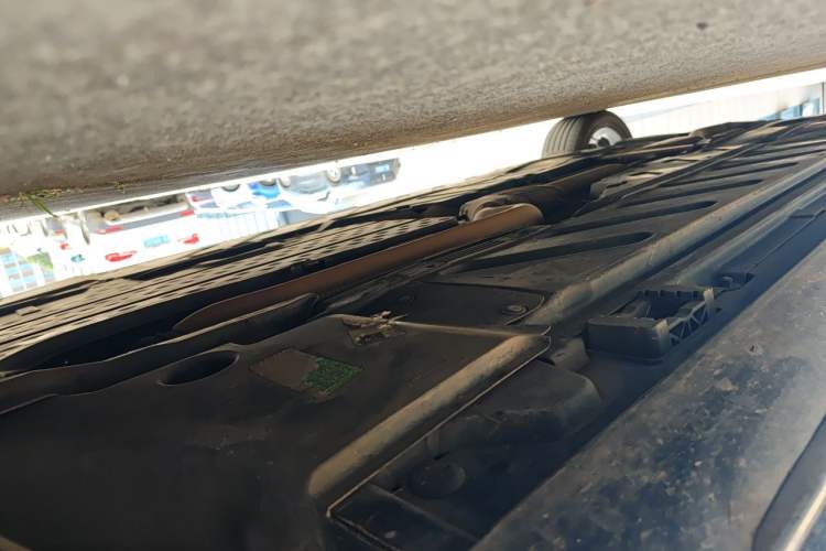 Used Mercedes-Benz E-Class 2020 Facelift E 260 L Sport Edition Chassis Front Right