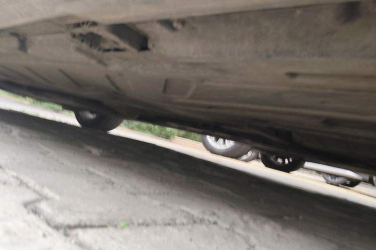 Used Mercedes-Benz E-Class 2020 E 300 L Luxury Model Chassis Rear Left