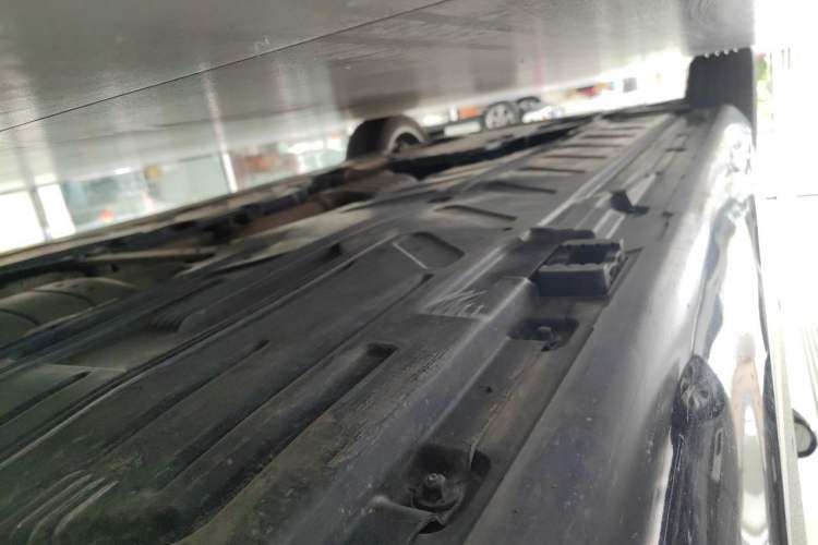Used Mercedes-Benz E-Class 2020 E 300 L Luxury Model Chassis Rear Left