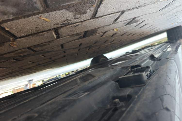Used Mercedes-Benz E-Class 2020 E 300 L Luxury Model Chassis Rear Left