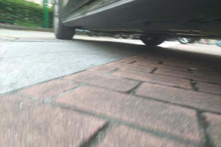 Used Mercedes-Benz E-Class 2020 E 300 L Sporty and Stylish Model Chassis Rear Left