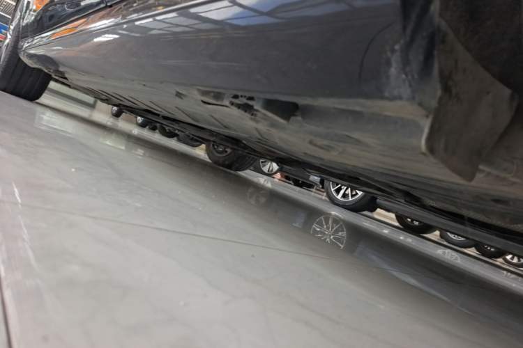 Used Mercedes-Benz E-Class 2020 Facelift E 260 Sport Edition Chassis Rear Left
