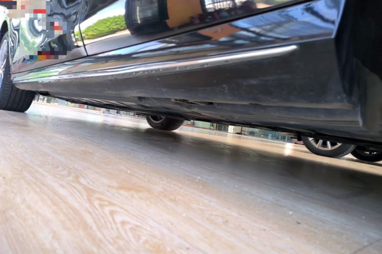 Used Mercedes-Benz E-Class 2020 E 300 L Sporty and Stylish Model Chassis Rear Left