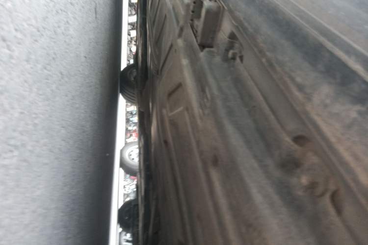 Used Mercedes-Benz E-Class 2020 E 300 L Luxury Model Chassis Rear Left