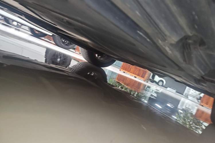 Used Mercedes-Benz E-Class 2020 Restyled E 300 L Exclusive Edition Chassis Rear Left