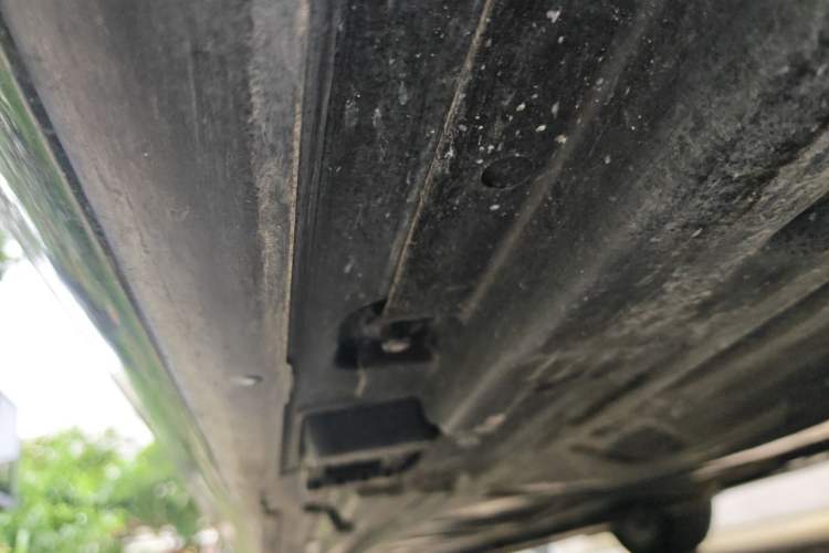 Used Mercedes-Benz E-Class 2020 E 260 L 4MATIC Chassis Rear Left
