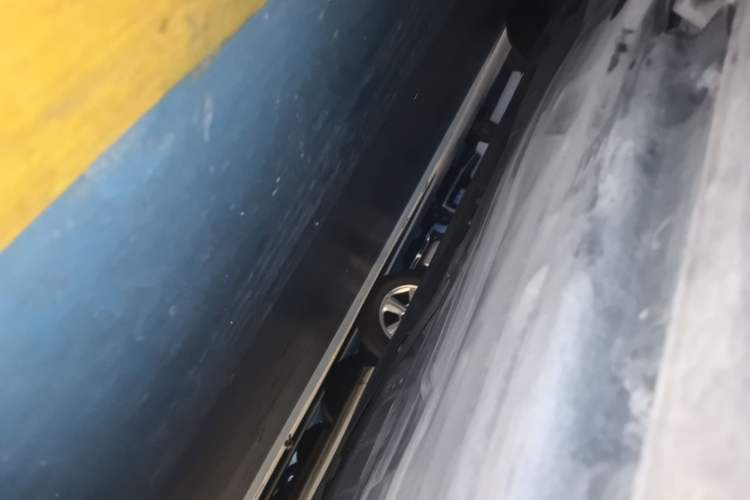 Used Mercedes-Benz E-Class 2020 E 300 L Sporty and Stylish Model Chassis Rear Left