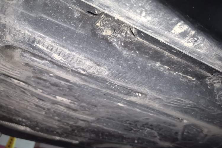 Used Mercedes-Benz E-Class 2020 E 300 L Sporty and Stylish Model Chassis Rear Right