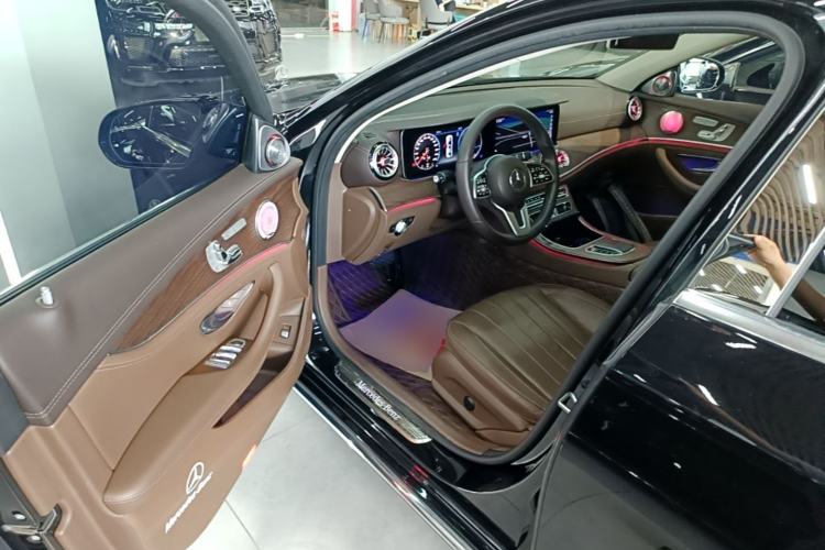 Used Mercedes-Benz E-Class 2020 Restyled E 300 L Exclusive Edition Driver Seat