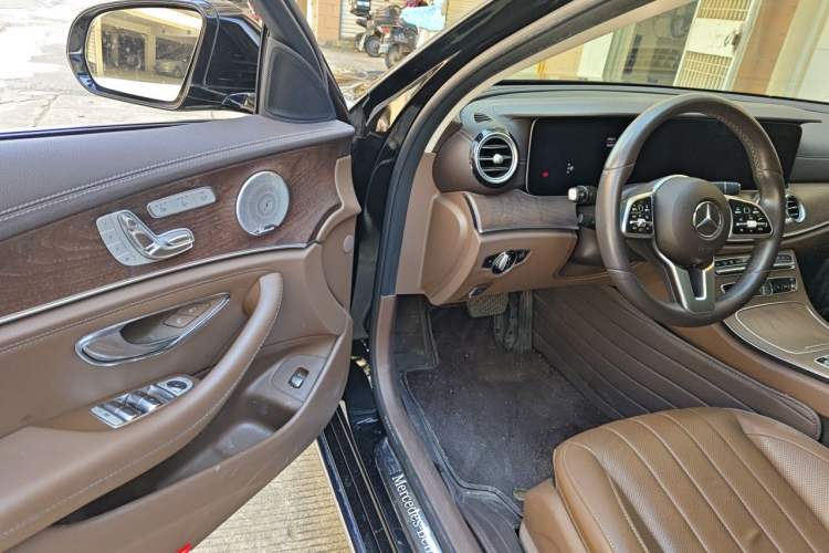 Used Mercedes-Benz E-Class 2020 Restyled E 300 L Exclusive Edition Driver Seat
