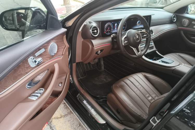 Used Mercedes-Benz E-Class 2020 Restyled E 300 L Exclusive Edition Driver Seat