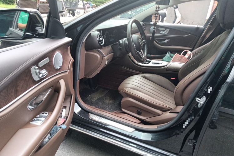 Used Mercedes-Benz E-Class 2020 Restyled E 300 L Exclusive Edition Driver Seat