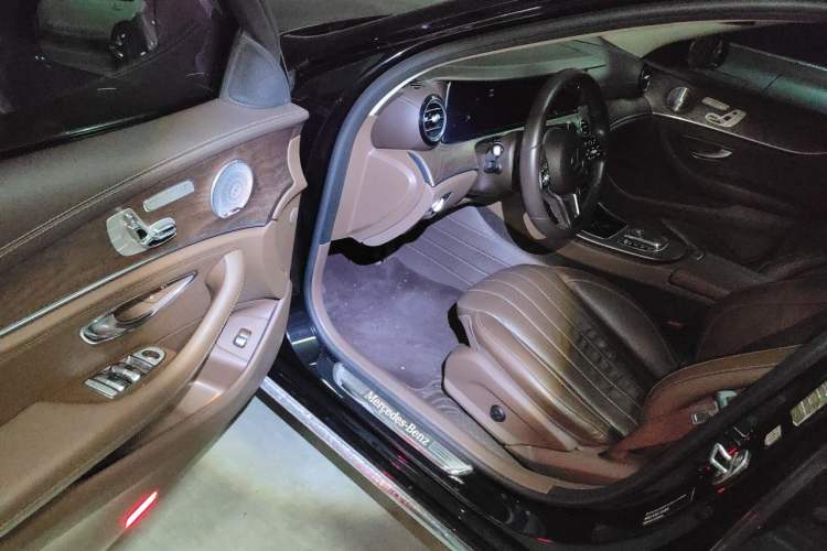Used Mercedes-Benz E-Class 2020 Restyled E 300 L Exclusive Edition Driver Seat