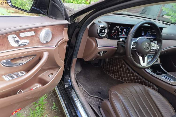 Used Mercedes-Benz E-Class 2020 Restyled E 300 L Exclusive Edition Driver Seat