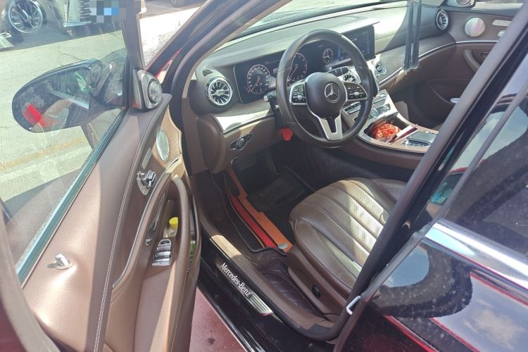Used Mercedes-Benz E-Class 2020 Restyled E 300 L Exclusive Edition Driver Seat