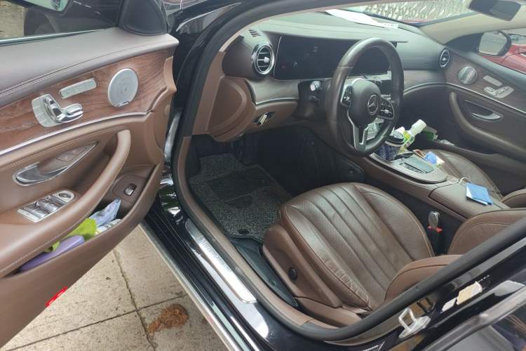 Used Mercedes-Benz E-Class 2020 Restyled E 300 L Exclusive Edition Driver Seat