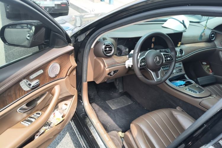 Used Mercedes-Benz E-Class 2020 Restyled E 300 L Exclusive Edition Driver Seat