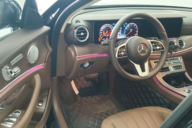 Used Mercedes-Benz E-Class 2020 Restyled E 300 L Exclusive Edition Driver Seat