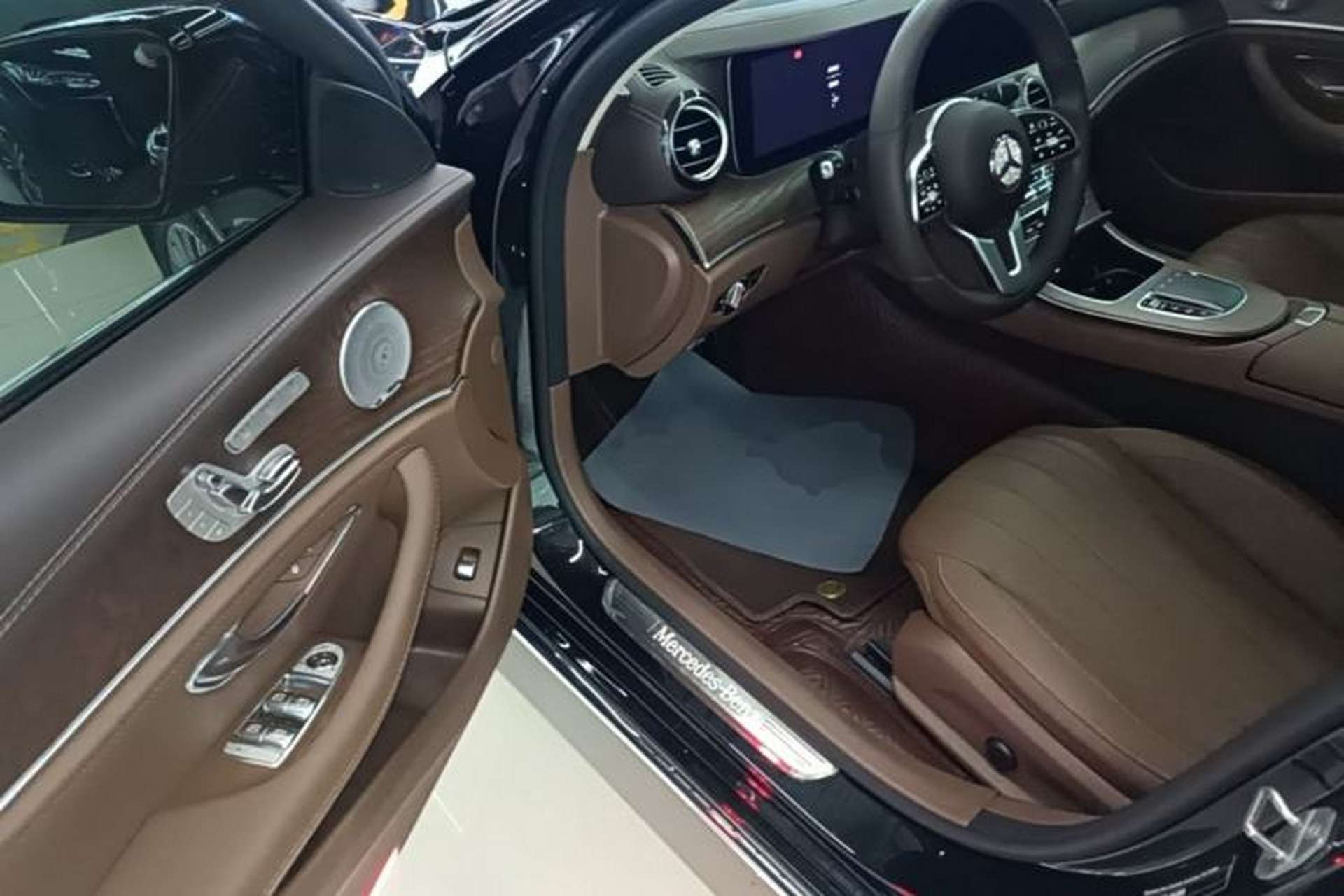Used Mercedes-Benz E-Class 2020 Restyled E 300 L Exclusive Edition Driver Seat