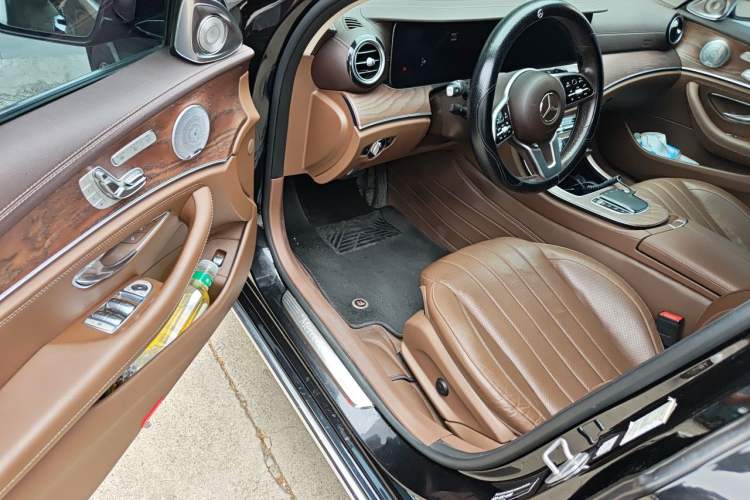 Used Mercedes-Benz E-Class 2020 Restyled E 300 L Exclusive Edition Driver Seat