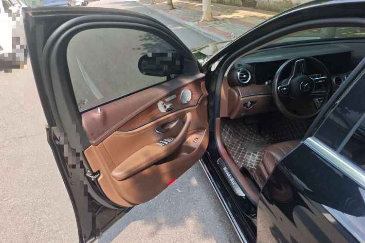Used Mercedes-Benz E-Class 2020 Restyled E 300 L Exclusive Edition Driver Seat