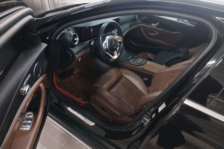 Used Mercedes-Benz E-Class 2020 Facelift E 260 L Sport Edition Driver Seat