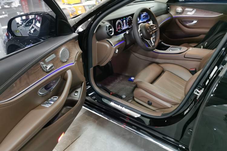 Used Mercedes-Benz E-Class 2020 E 260 L 4MATIC Driver Seat