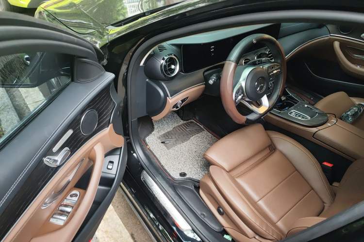 Used Mercedes-Benz E-Class 2020 Facelift E 260 L Sport Edition Driver Seat