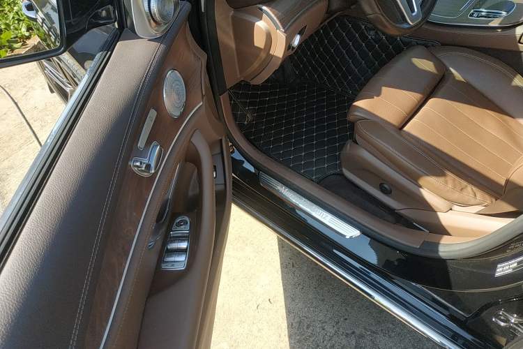 Used Mercedes-Benz E-Class 2020 E 260 L Driver Seat