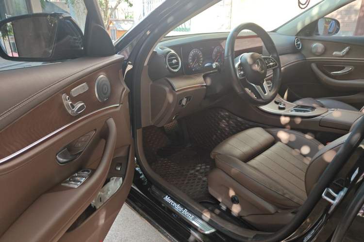 Used Mercedes-Benz E-Class 2020 E 260 L Driver Seat