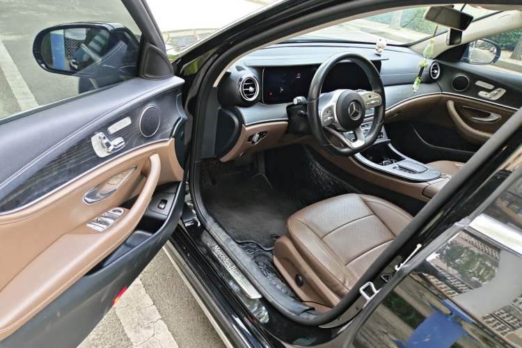 Used Mercedes-Benz E-Class 2020 Restyled E 300 L Sporty and Stylish Edition Driver Seat