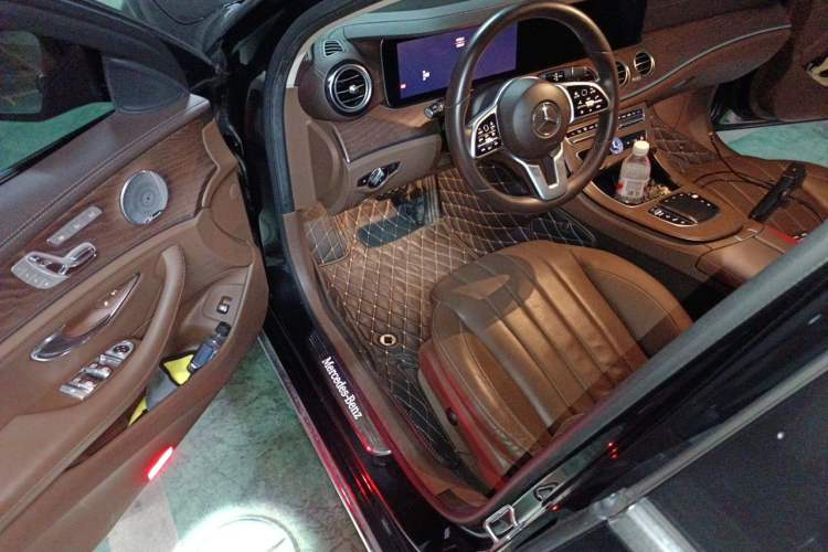Used Mercedes-Benz E-Class 2020 Restyled E 300 L Exclusive Edition Driver Seat