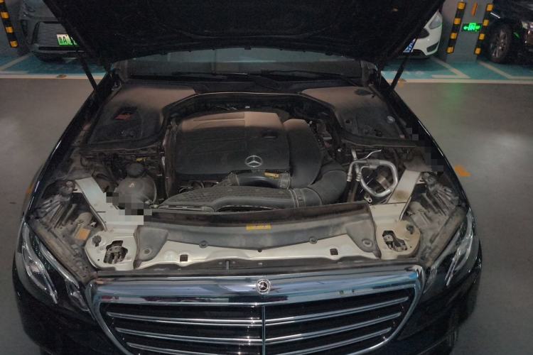 Used Mercedes-Benz E-Class 2020 E 300 L Luxury Model Engine Bay