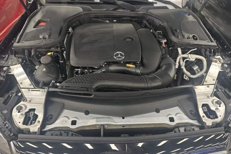 Used Mercedes-Benz E-Class 2020 Restyled E 300 L Sporty and Stylish Edition Engine Bay